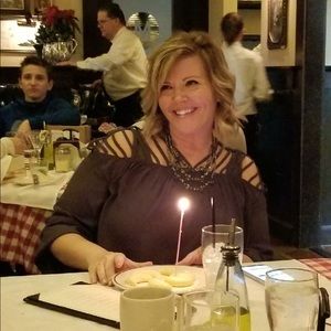 Meet your Posher, Kelly